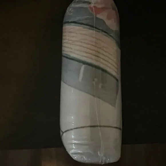 Book Lovers Blanket - Picture 5 of 6